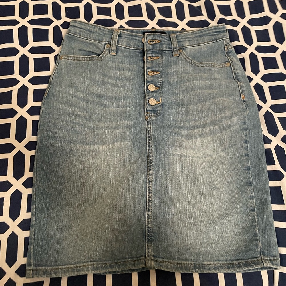 Denim skirt